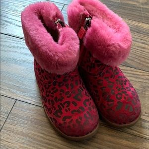 Uggs pink leopard boots